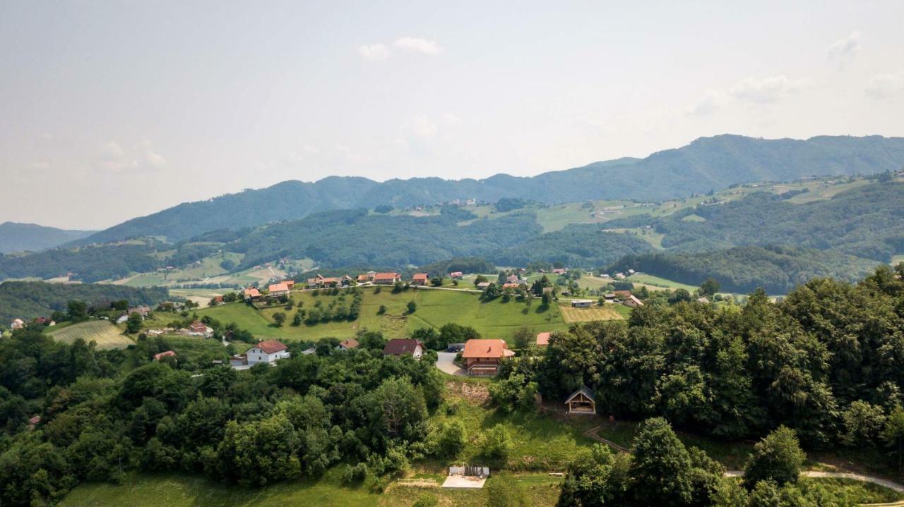 Planinca -Hisa Z Razgledom Smarje pri Jelsah Exterior foto